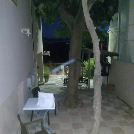 Menegis Apartment Zakynthos Exterior foto